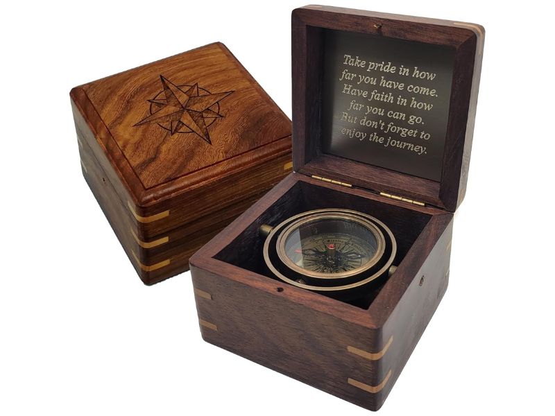 Engraved Antique Brass Desk Compass Keepsake in Wooden Box – Inspirational Personalized Compass Gift for Graduation, Baptism, Confirmation, Mentor, Leadership, Employee Appreciation
