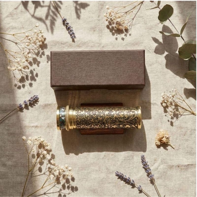 Handcrafted Etched Lacquered Brass Kaleidoscope with Oil Object Chamber – Classic Optical Collectible &amp; Unique Gift for Someone Special