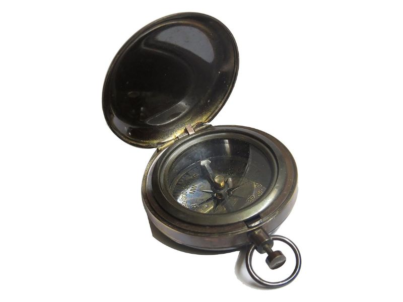 Ross London Vintage Brass Pocket Compass | Push Button Antique Navigation Compass | Rustic Nautical Maritime Decor & Gift for Men, Son, Husband | Handmade Home Office Table Compass