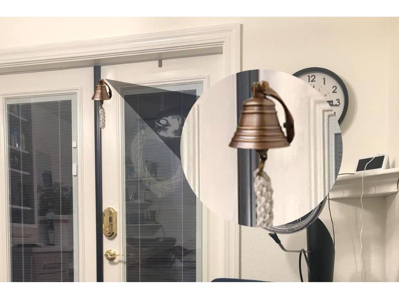 Antique Brass Ship Bell – Wall Mounted Marine Hanging Bell for Dinner, Indoor & Outdoor Use – Perfect for School, Bar, Reception, Last Orders, Church & Nautical Home Décor