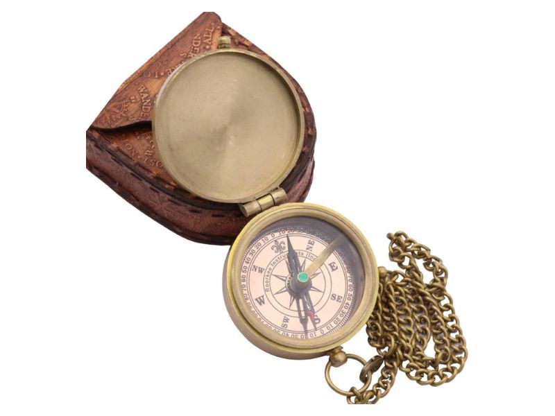 Be Strong and Courageous, Joshua 1:9 – Solid Brass Engraved Compass with Leather Case | Christian Gift for Baptism, First Communion, Confirmation, Graduation | Inspirational Religious Gift for Boys, Girls & Men