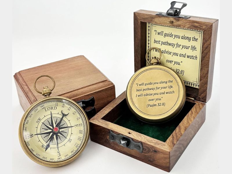 Antique Brass Engraved Compass with Wooden Box | Portable Navigation Compass for Hiking, Camping & Survival | Vintage Nautical Compass Gift for Men, Son, Husband, Birthday or Graduation