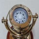 5&amp;quot; Gimbaled Brass Compass with Stand